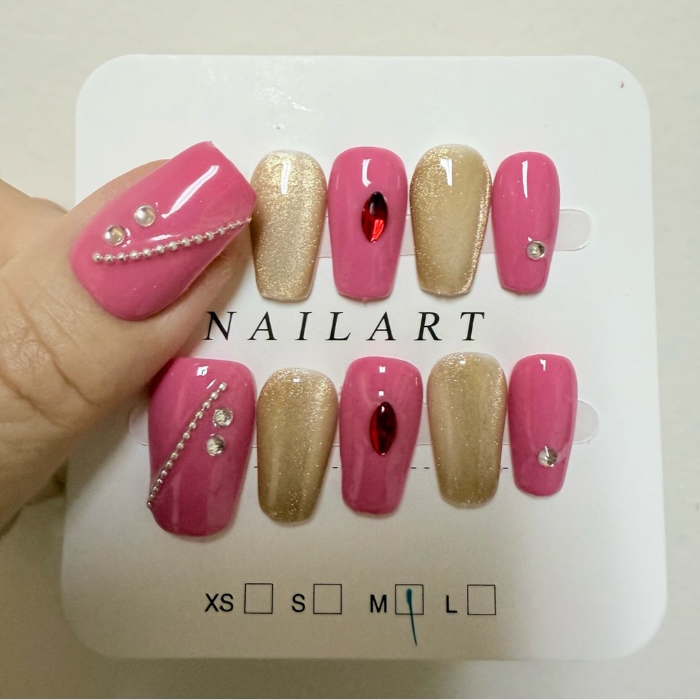 Elegant Pink and Gold Nail Art Set Press on nails w/ free Kit